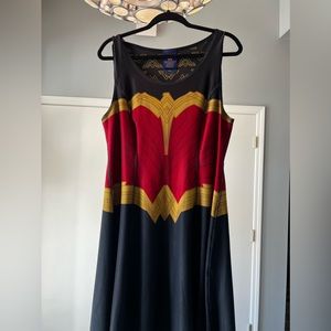 Her universe size xxl wonder women dress euc